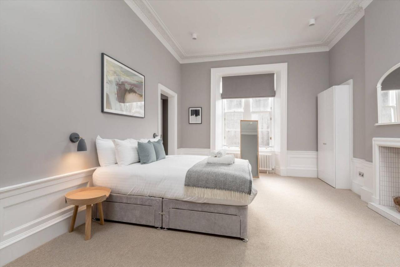 Joivy Spacious And Bright 1Bed Apt, Short Walk From Princes Street EDI Kültér fotó