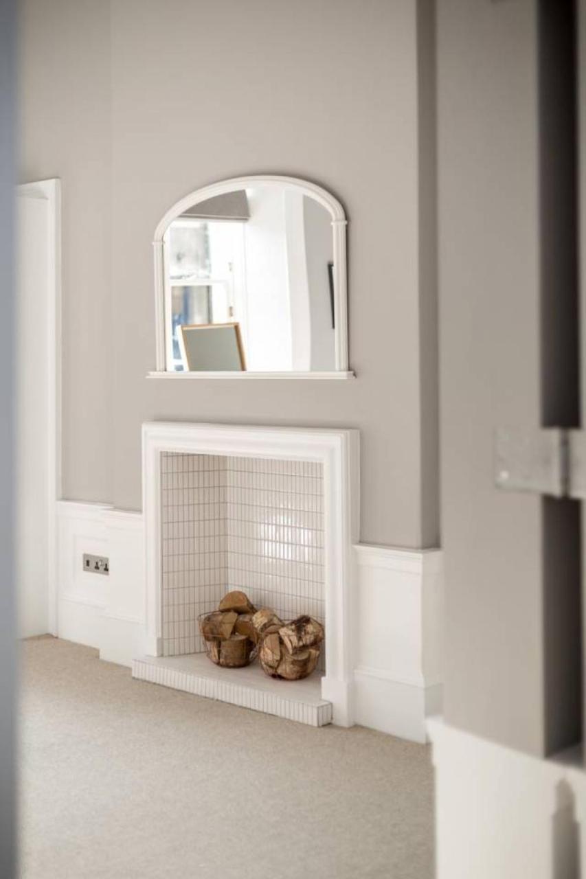 Joivy Spacious And Bright 1Bed Apt, Short Walk From Princes Street EDI Kültér fotó
