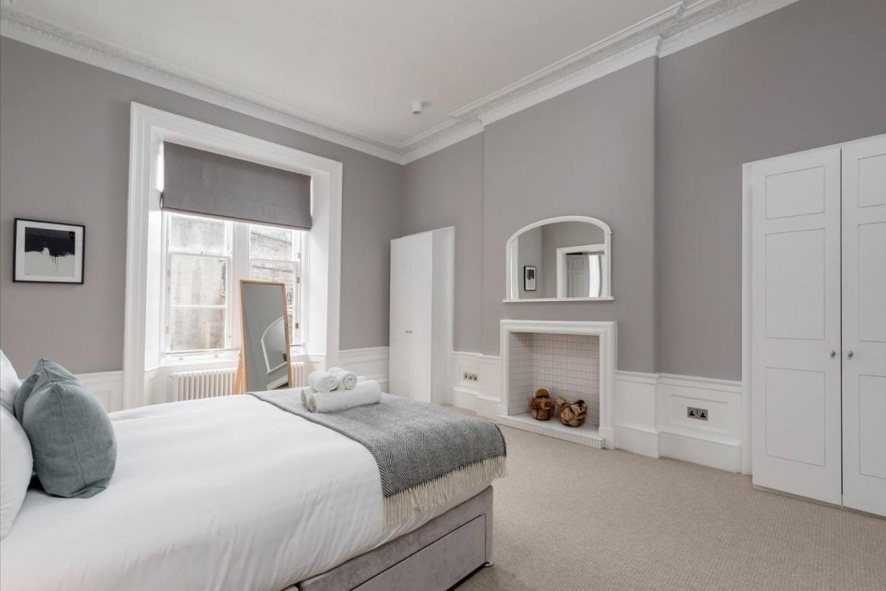 Joivy Spacious And Bright 1Bed Apt, Short Walk From Princes Street EDI Kültér fotó