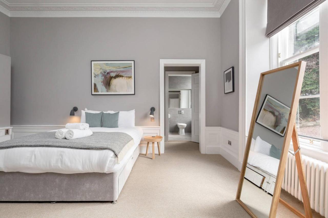 Joivy Spacious And Bright 1Bed Apt, Short Walk From Princes Street EDI Kültér fotó